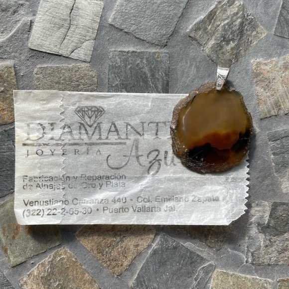 Agate Sterling Silver Pendant - Picture 4 of 7